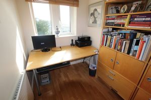 Bedroom 5/Study- click for photo gallery